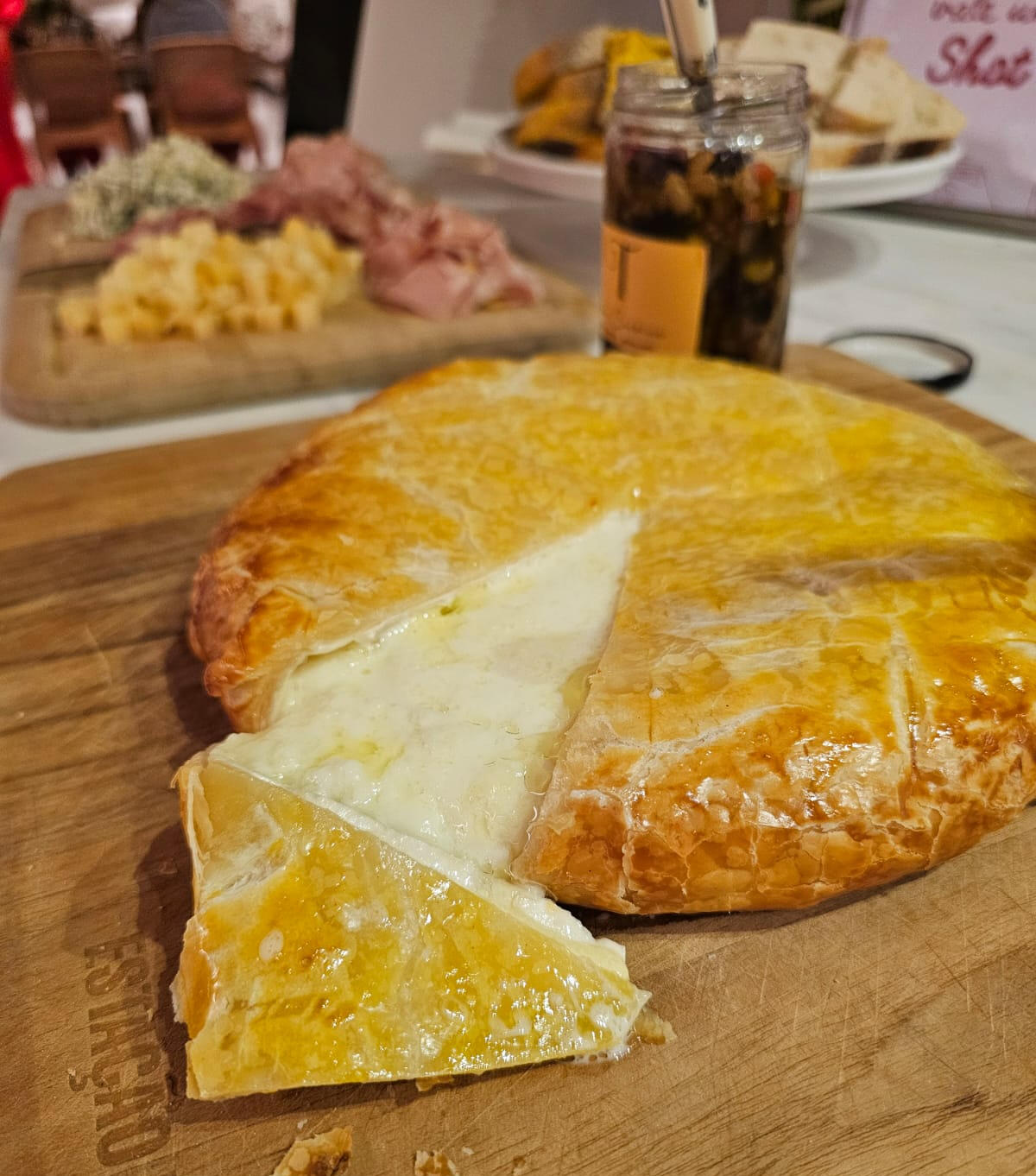 Brie Folhado